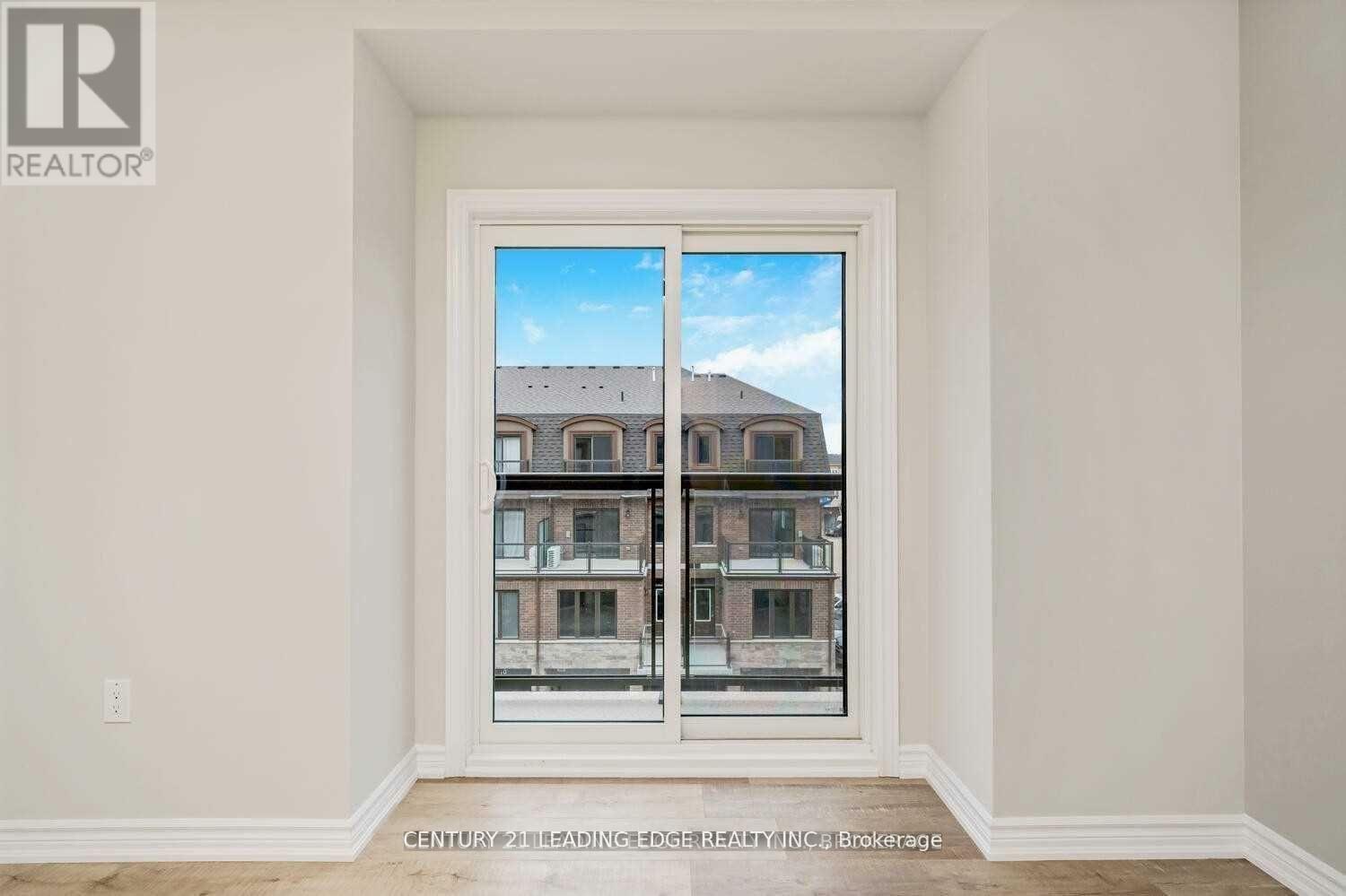 Property Photo: 445 Ontario Street South 83 ON L9T 9K4