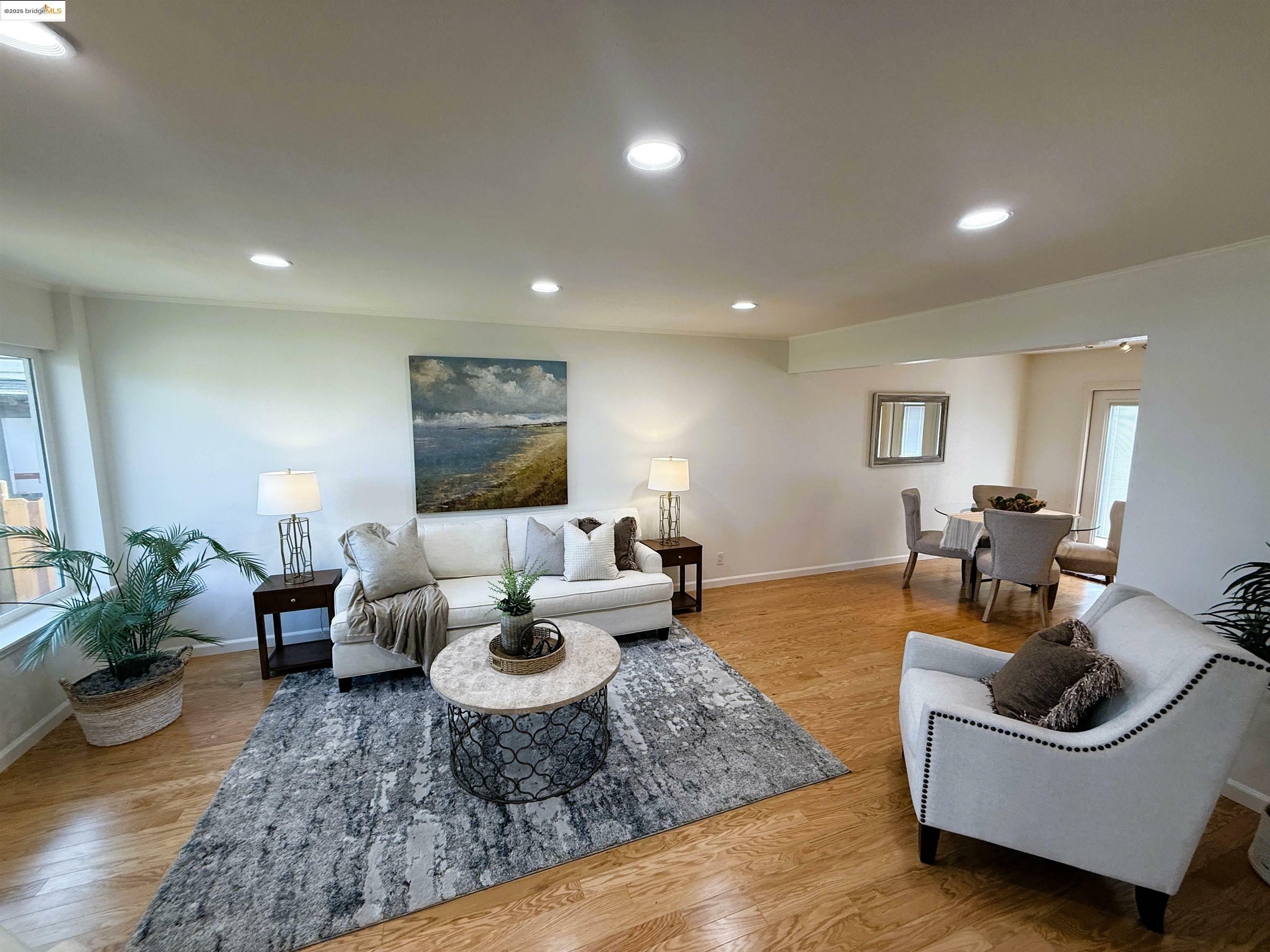 Property Photo: 301 Discovery Bay Blvd CA 94505