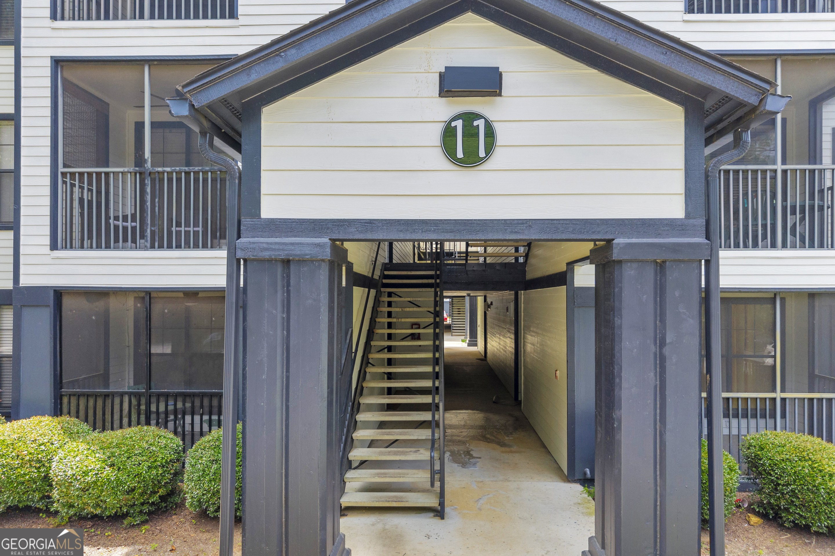 Property Photo: 211 North Avenue 1122 GA 30601