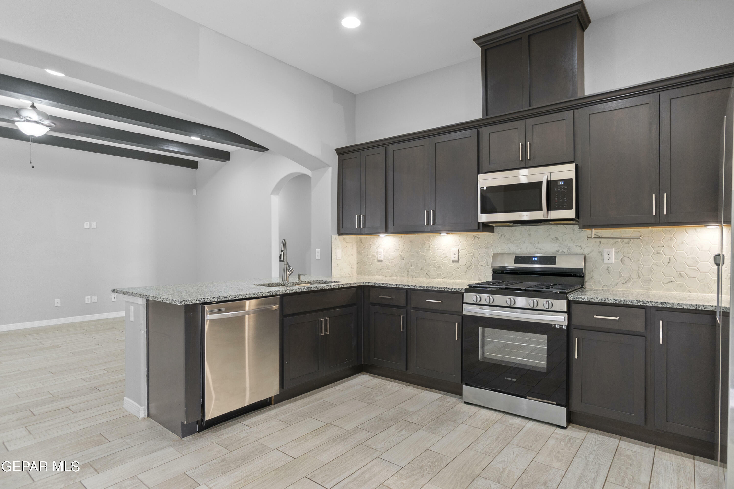Property Photo: 10613 Hidden Palm Drive TX 79924