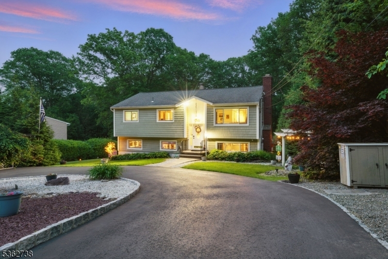 19 Paderewski Rd  Jefferson Twp. NJ 07438 photo
