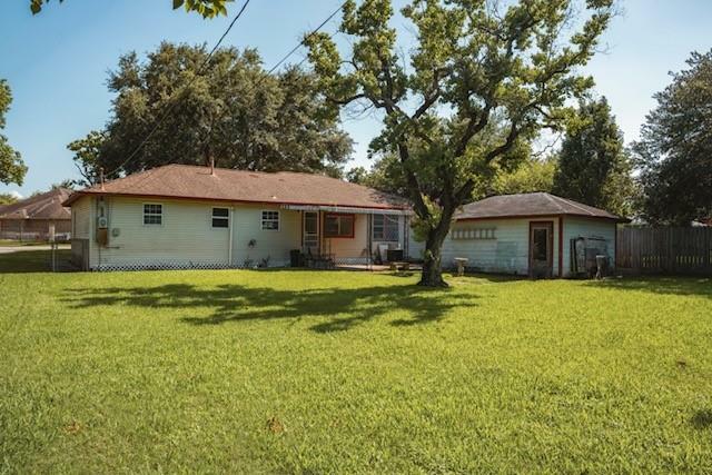 Property Photo: 9401 Montgomery Lane TX 77571