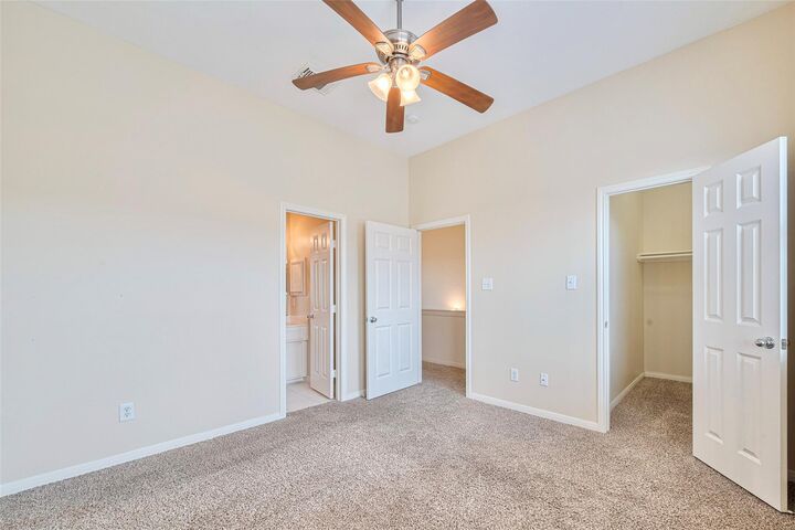 Property Photo:  1715 Hadley Street  TX 77003 