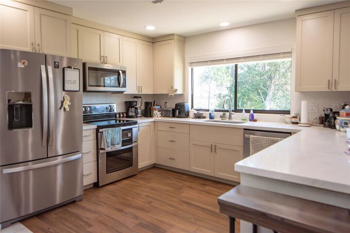 Property Photo:  1803 Hickory Lane  TX 77833 