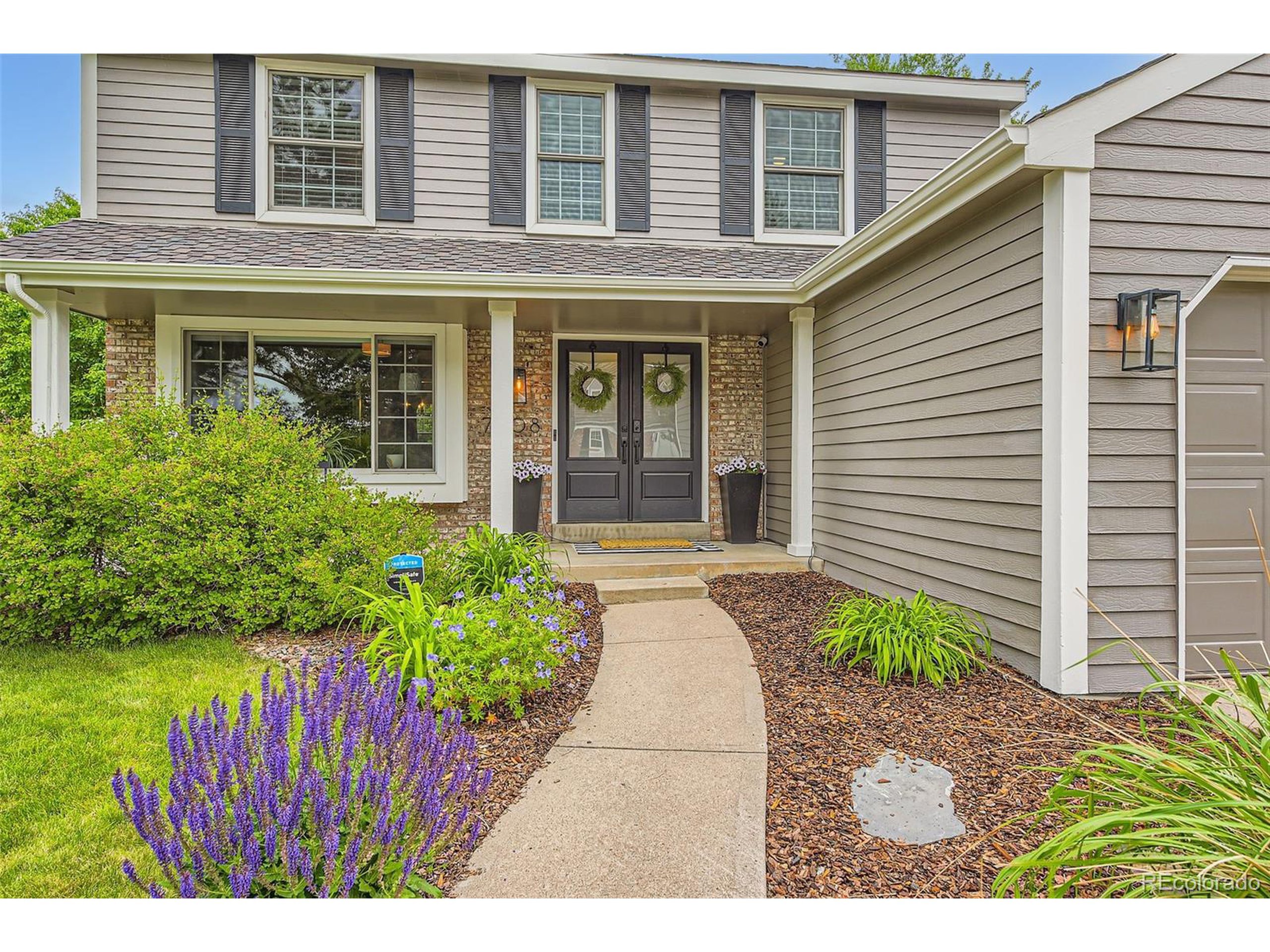 Property Photo: 7708 S Krameria Ct CO 80112