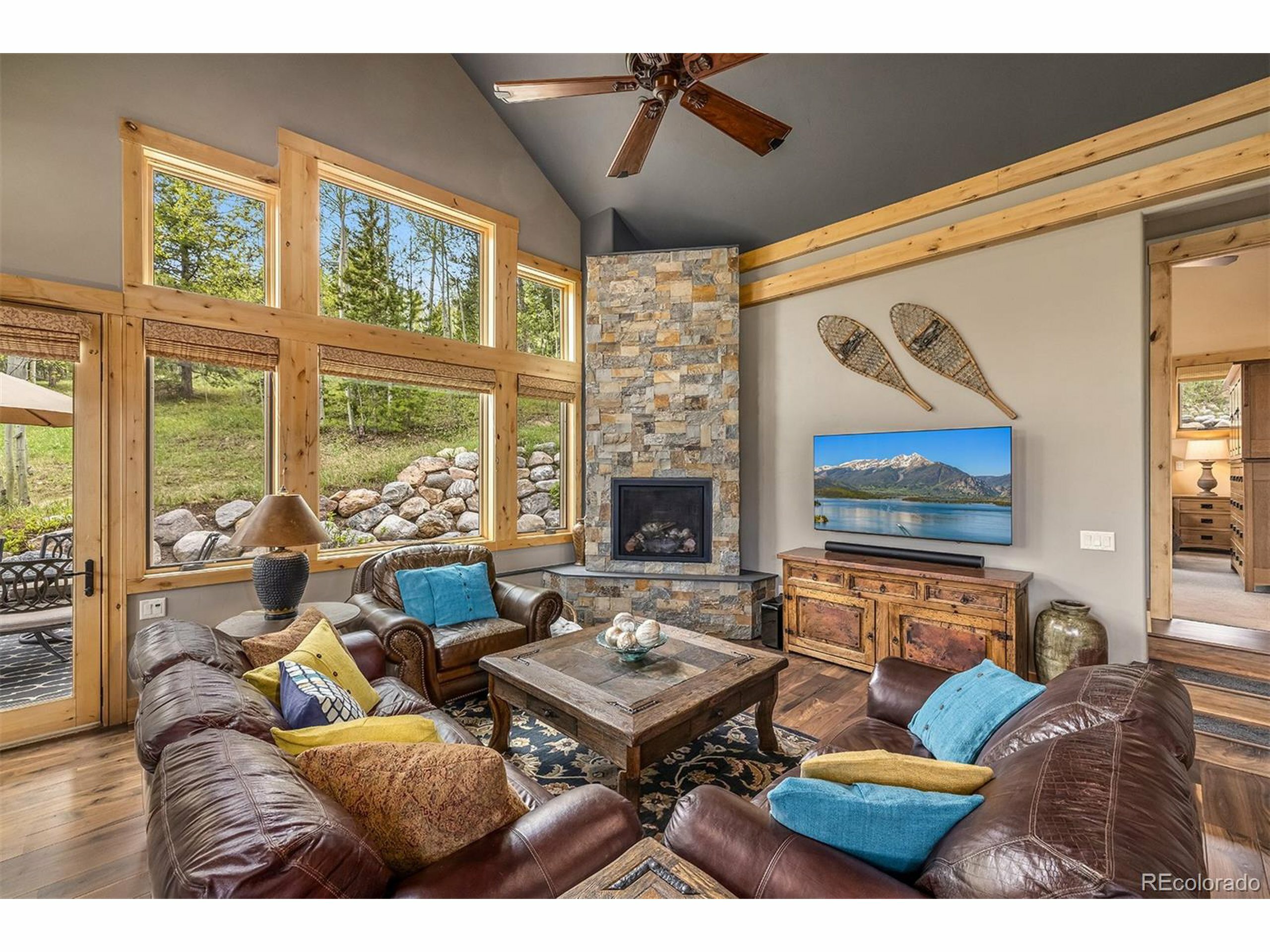 Property Photo: 2655 Hunters Knob Rd CO 80498