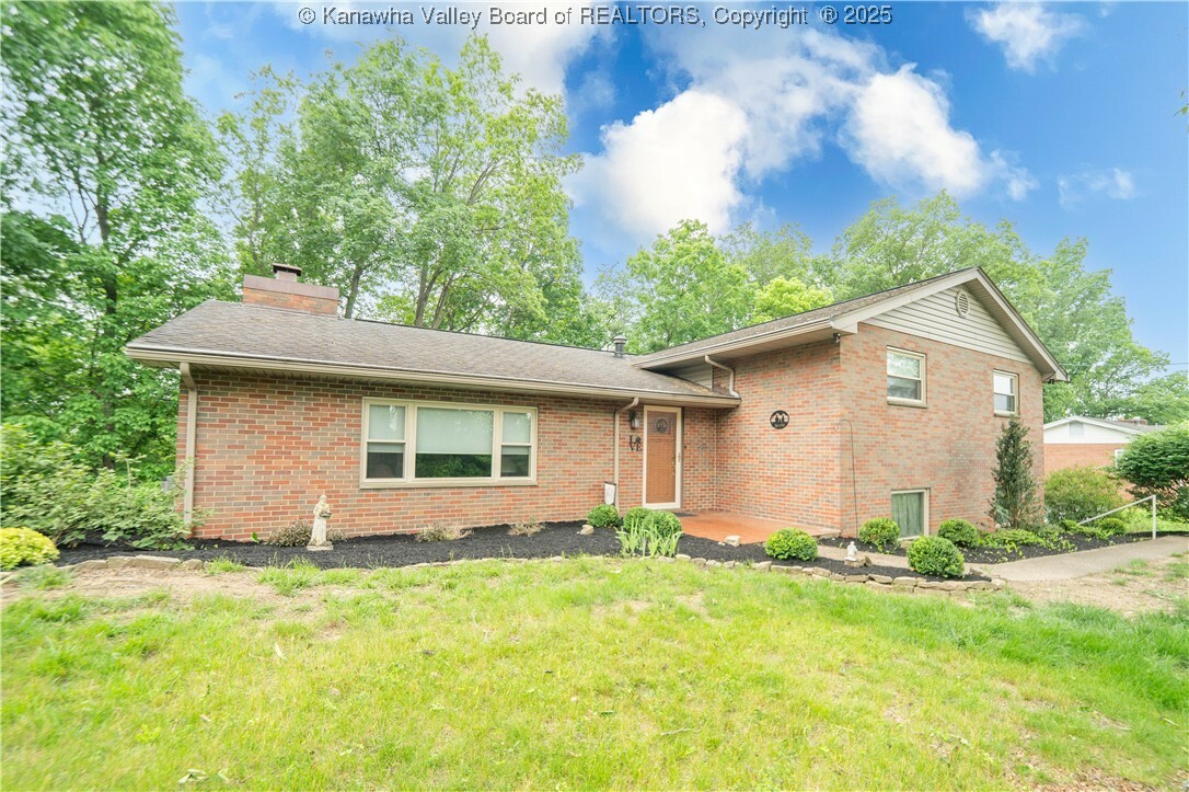 868 Alta Road  Charleston WV 25314 photo