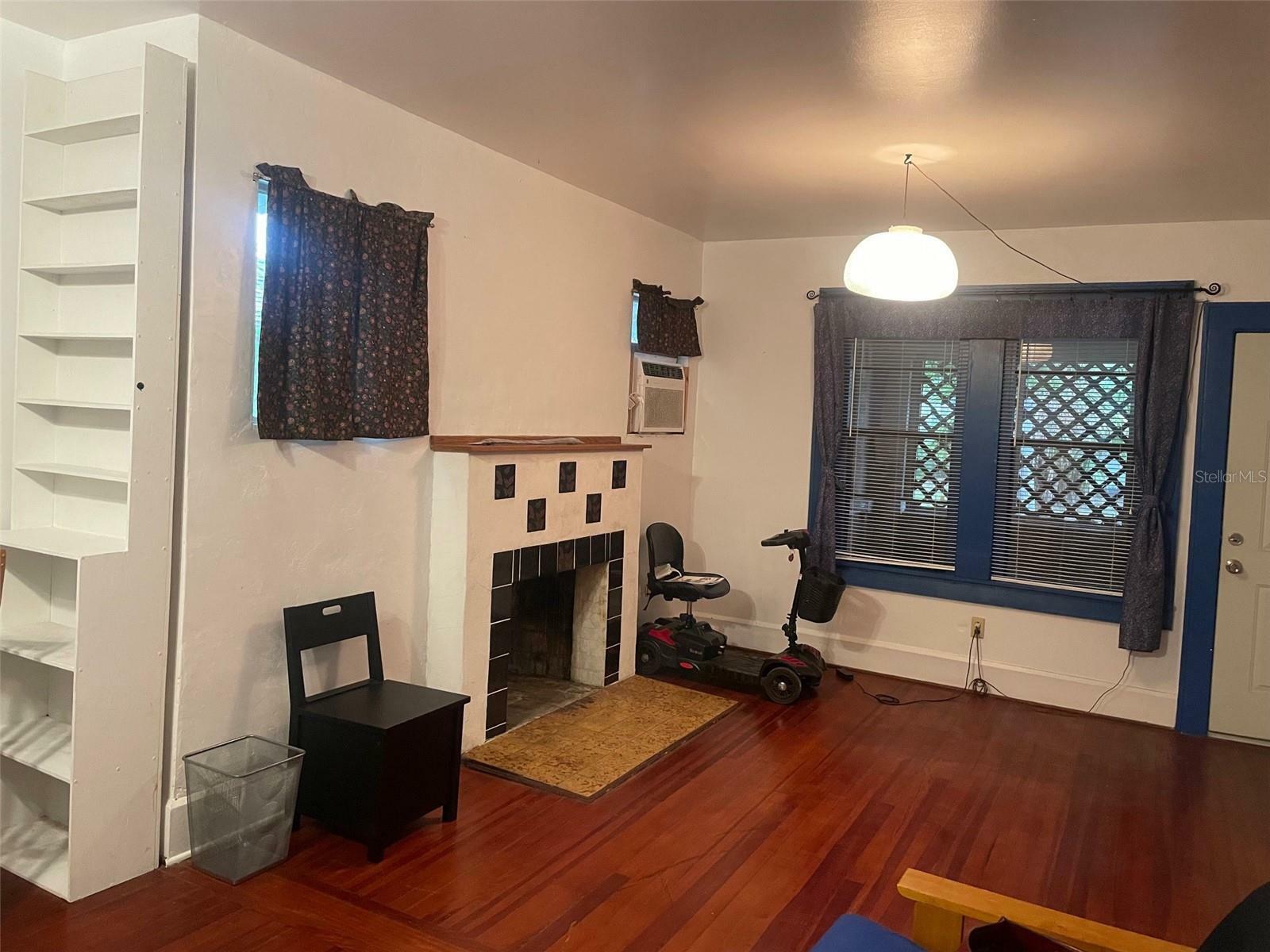 Property Photo:  4526 Burlington Avenue N  FL 33713 