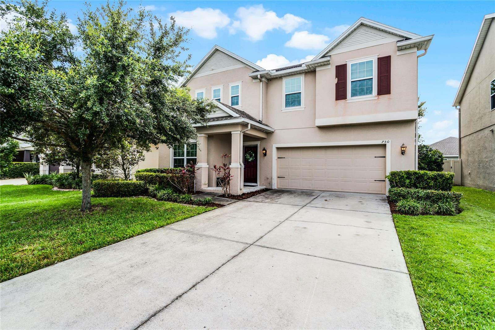 Property Photo:  750 Maple Leaf Loop  FL 32708 