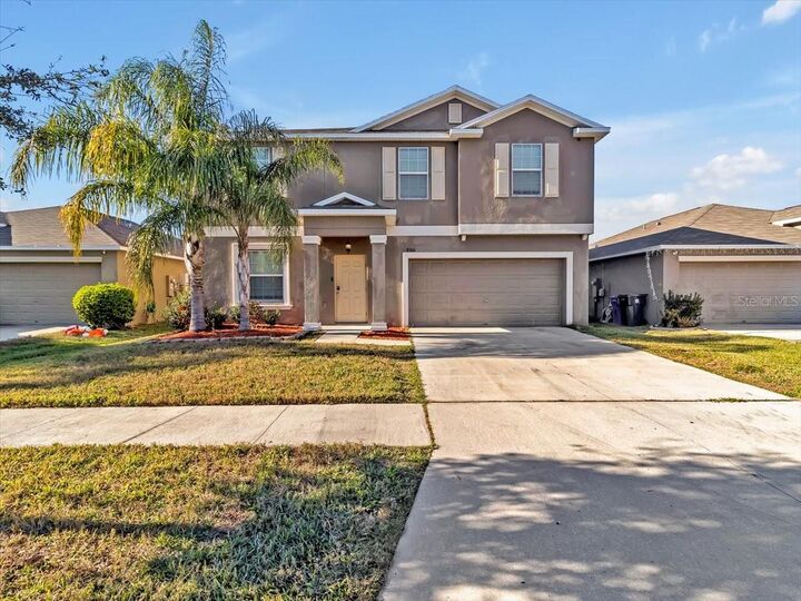 Property Photo: 8506 Hunters Fork Loop FL 33573