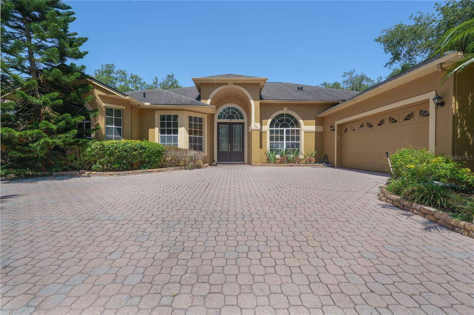 Property Photo: 140 Seville Chase Drive FL 32708