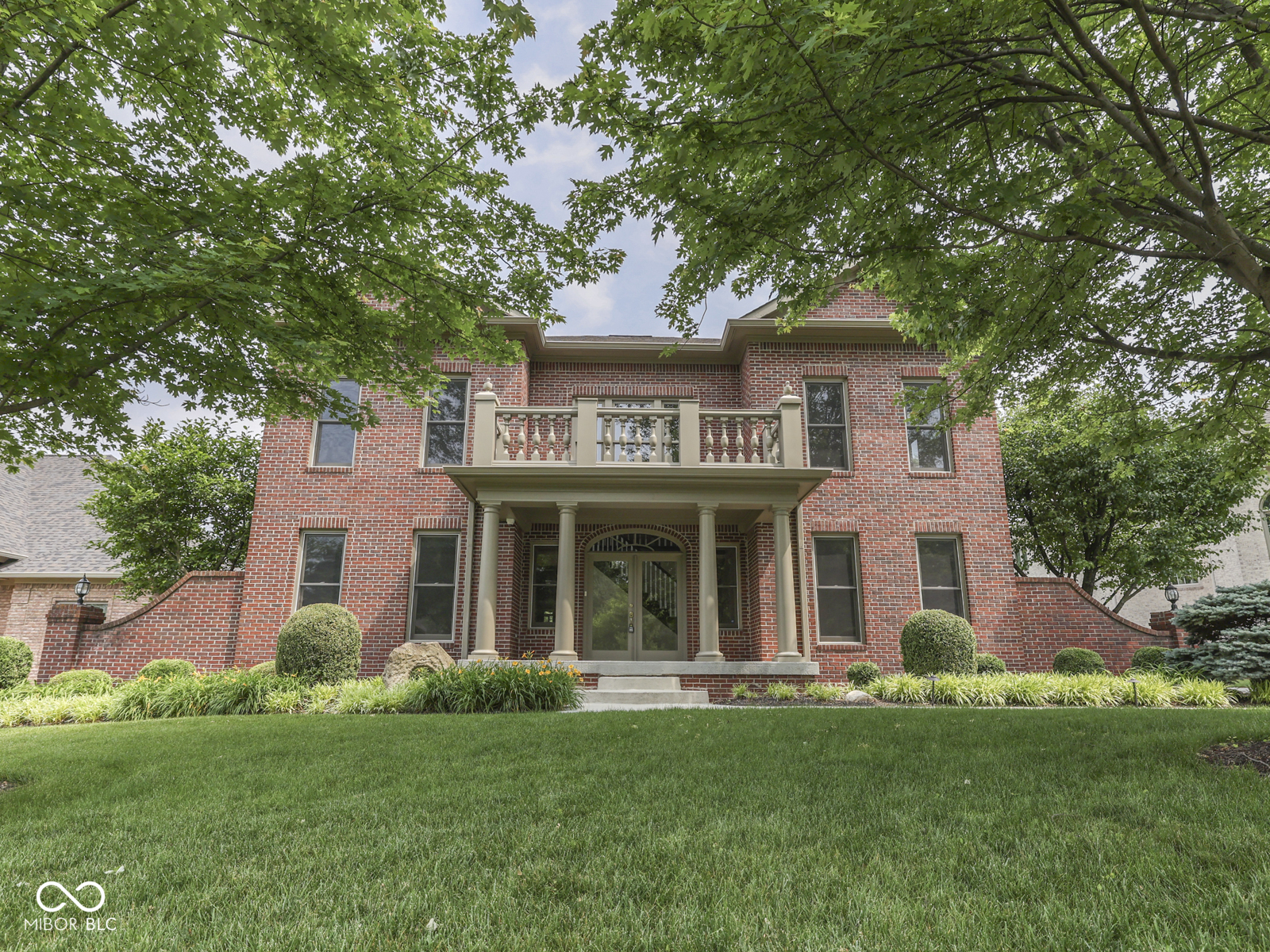 Property Photo: 20 Forrests Edge Court IN 46227