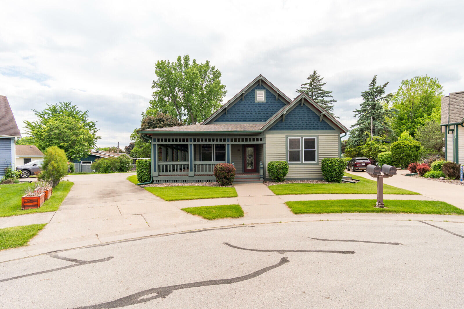 Property Photo: 3104 Macharley Ln WI 54601