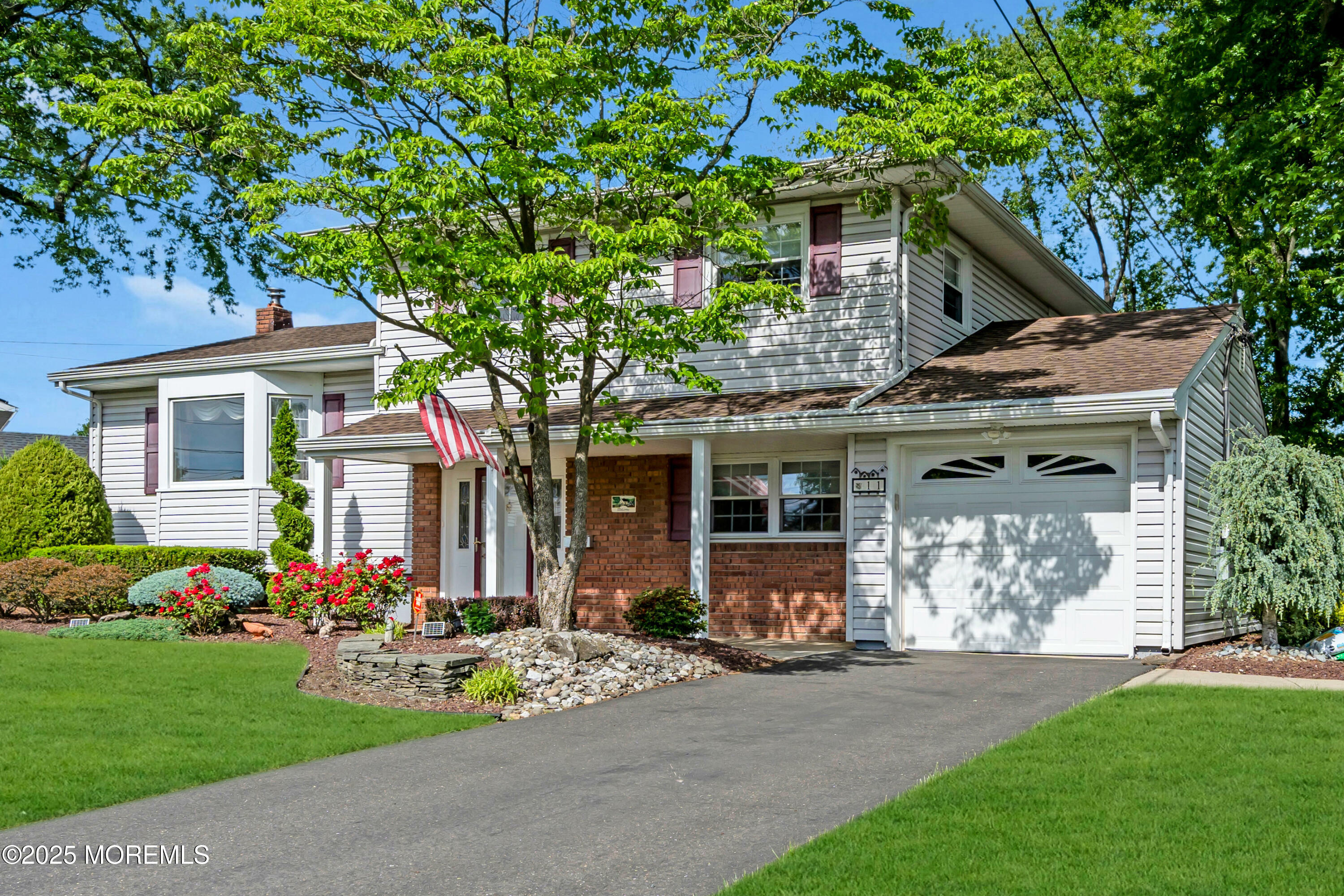 Property Photo: 11 Diana Court NJ 08816