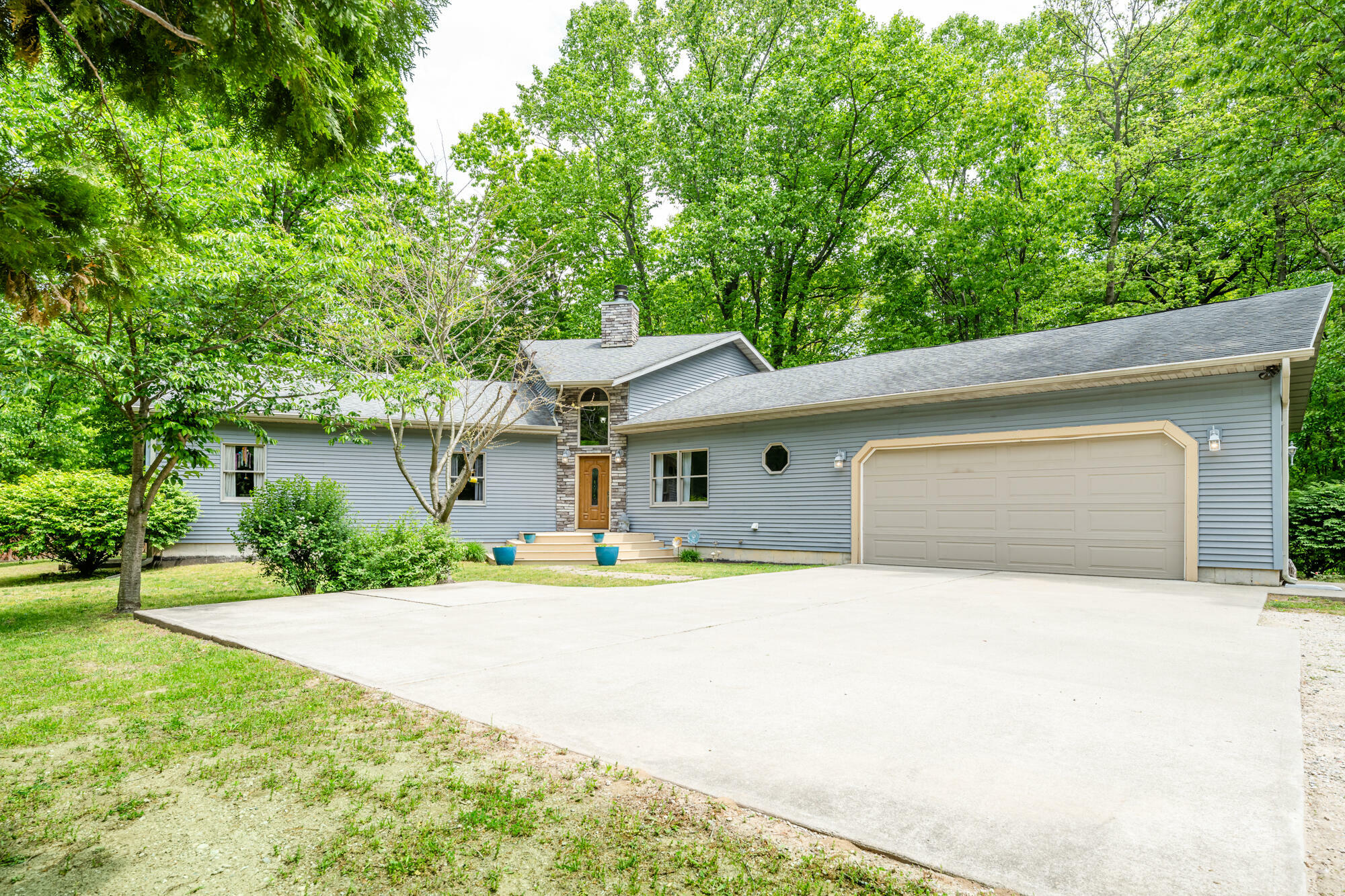 Property Photo: 4077 Pinewood Drive MI 49022