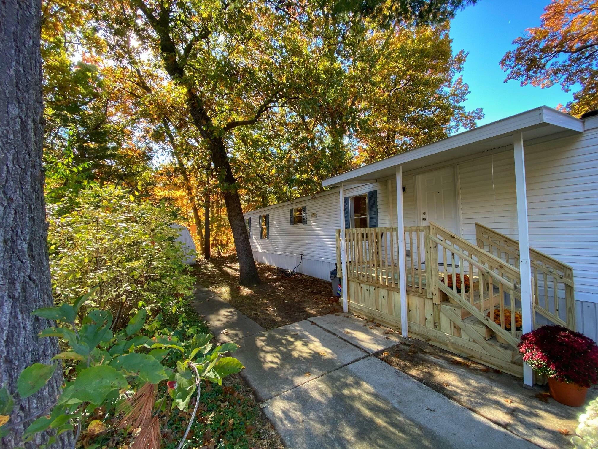 Property Photo: 13606 Winding Creek Drive MI 49417