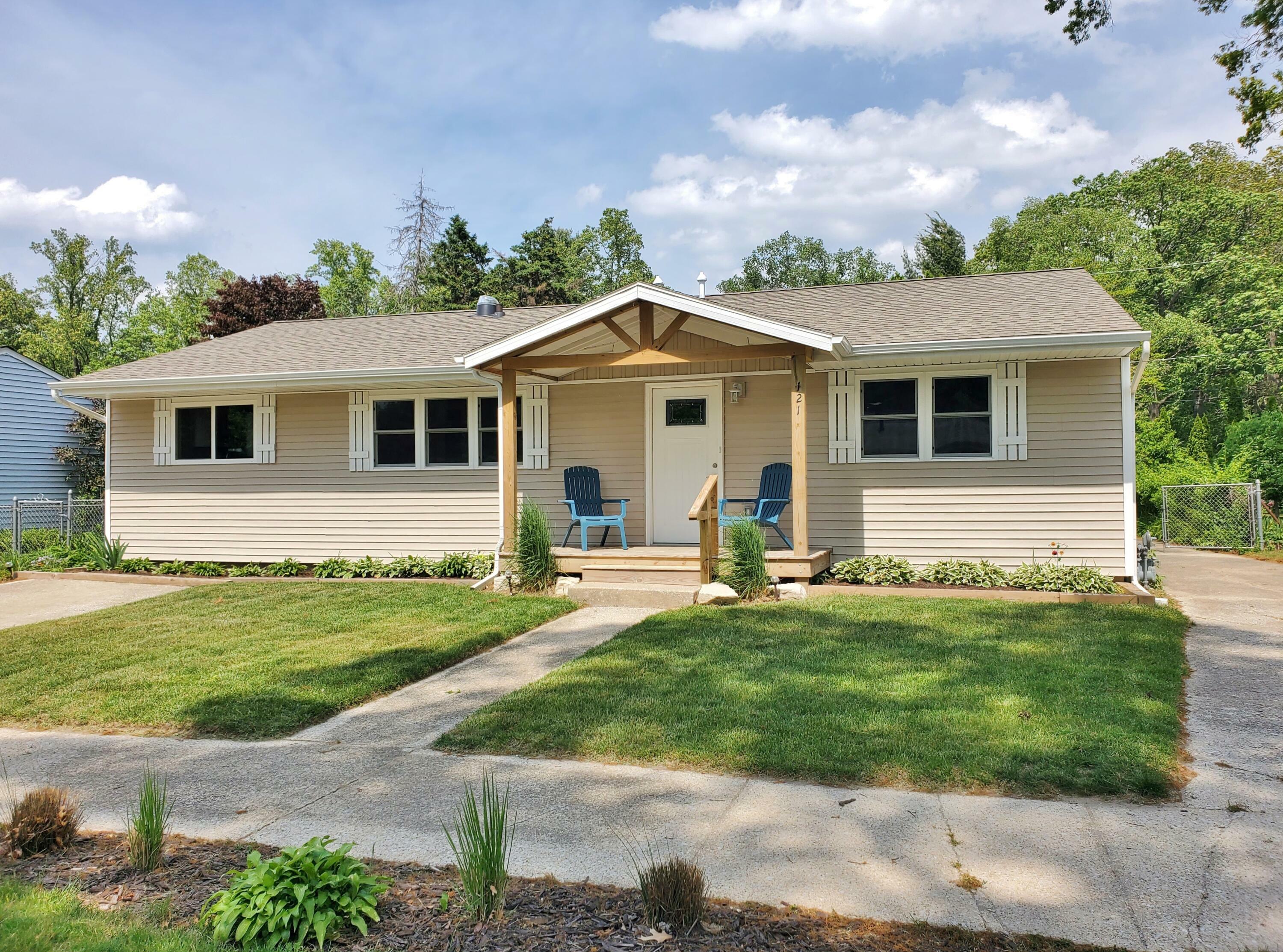 Property Photo: 121 S Marshall Street MI 49117