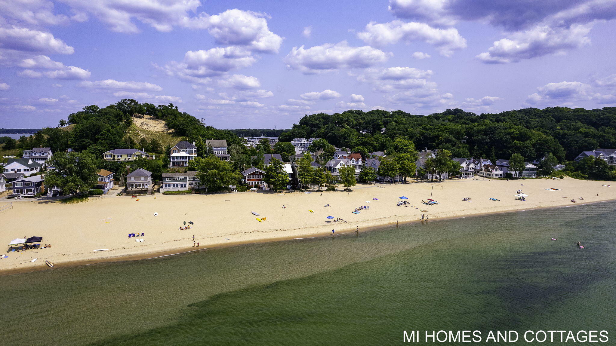 Property Photo: 2338 Crescent Walk MI 49434
