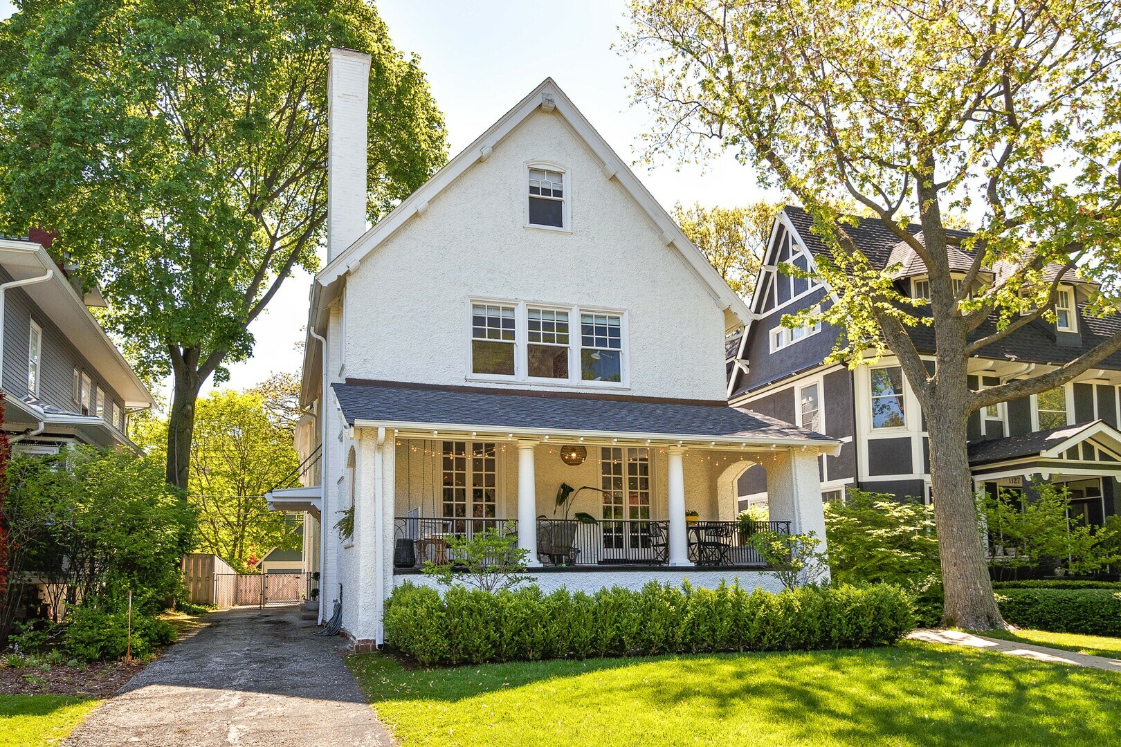 Property Photo: 1131 Forest Avenue IL 60202