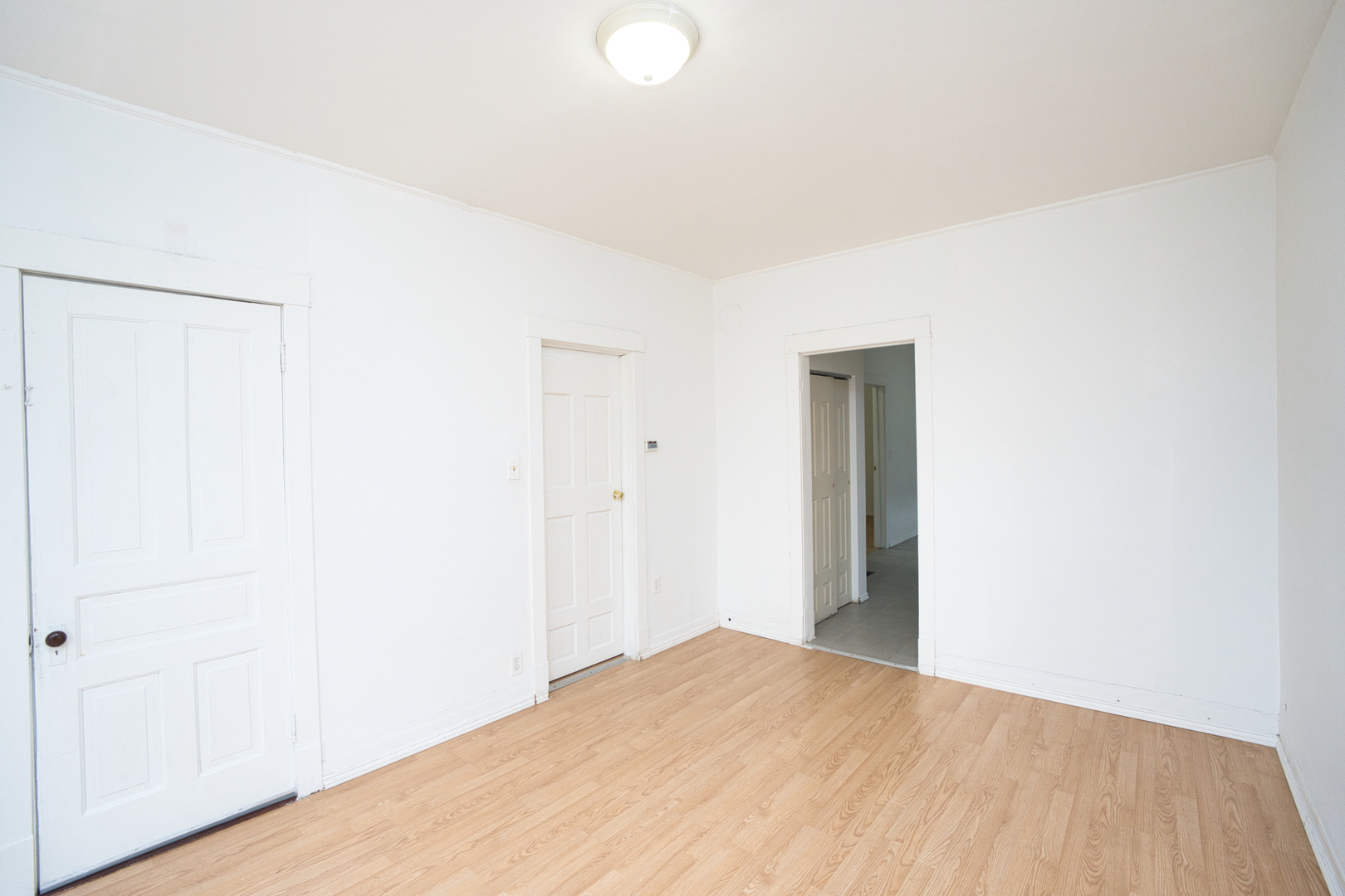 Property Photo: 3645 S Wood Street IL 60609