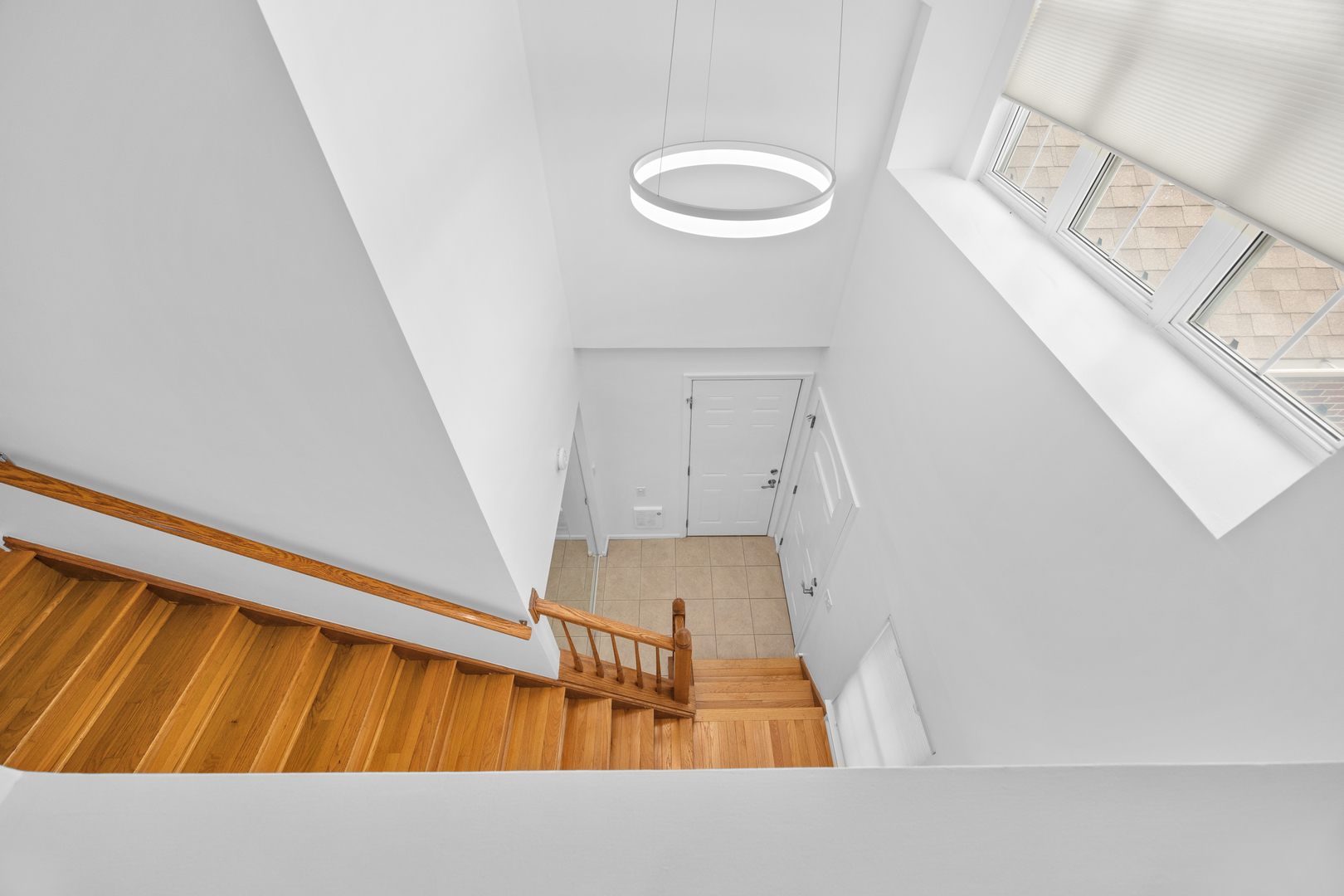 Property Photo: 1679 Autumn Avenue C IL 60193