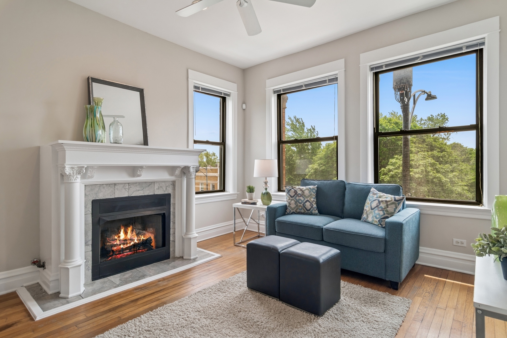 Property Photo: 3634 W Wrightwood Avenue 3 IL 60647