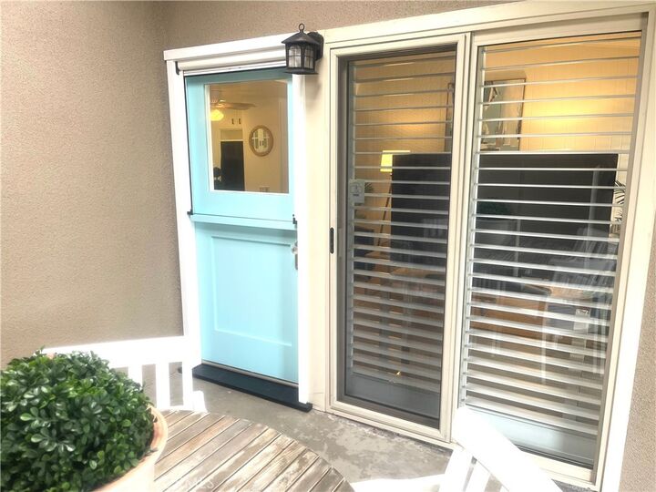 Property Photo:  1411 Pelham Road 6 64H  CA 90740 