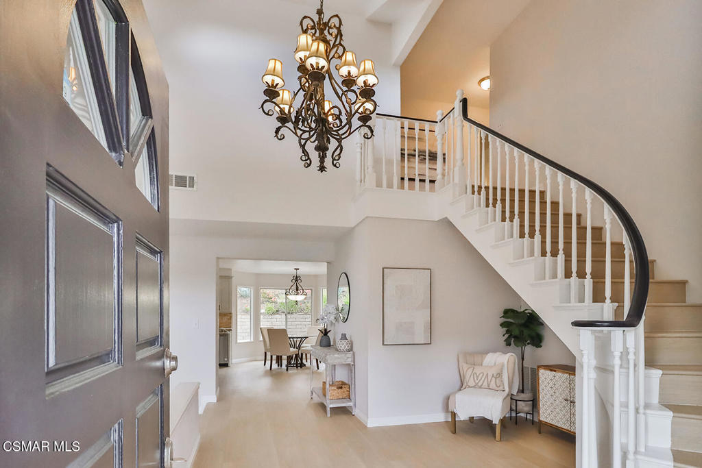 Property Photo:  29153 Oakpath Drive  CA 91301 