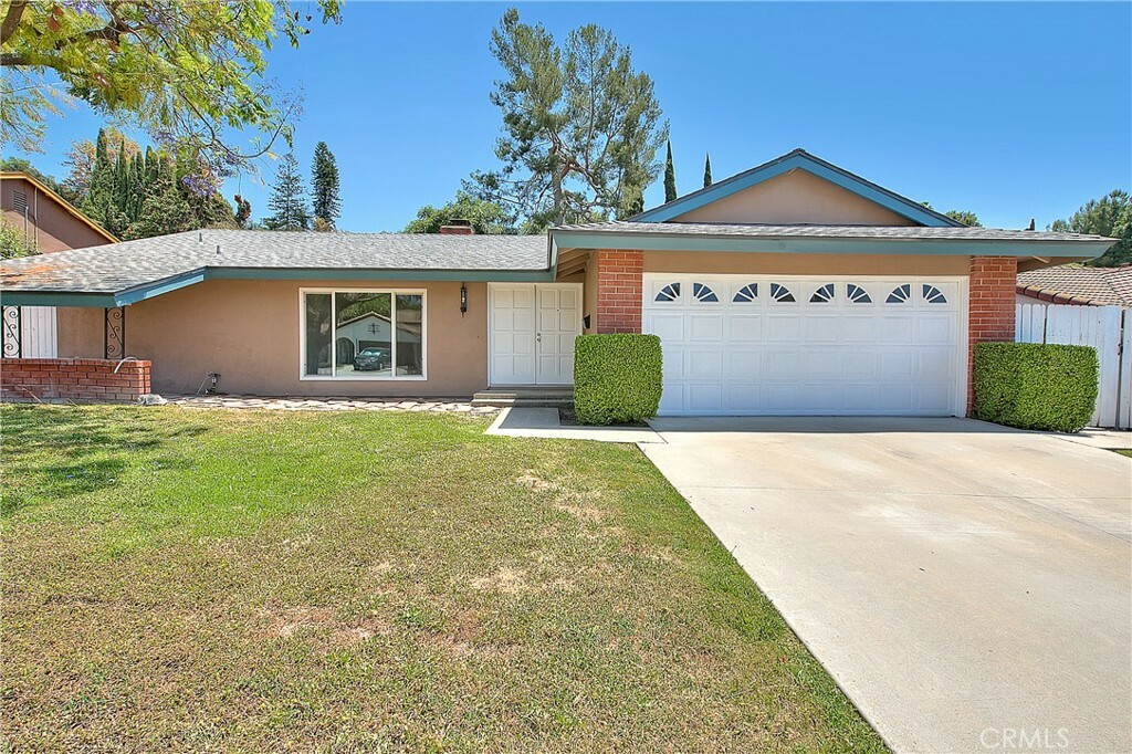 Property Photo:  518 N Platina Drive  CA 91765 