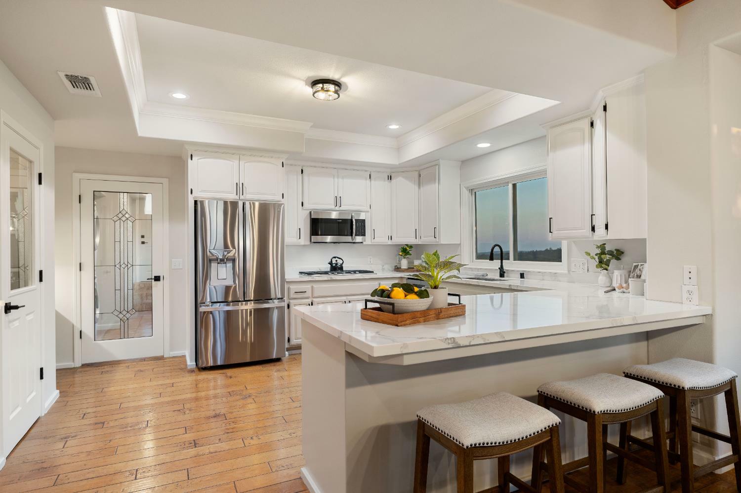 Property Photo: 3433 Surry Lane CA 95682