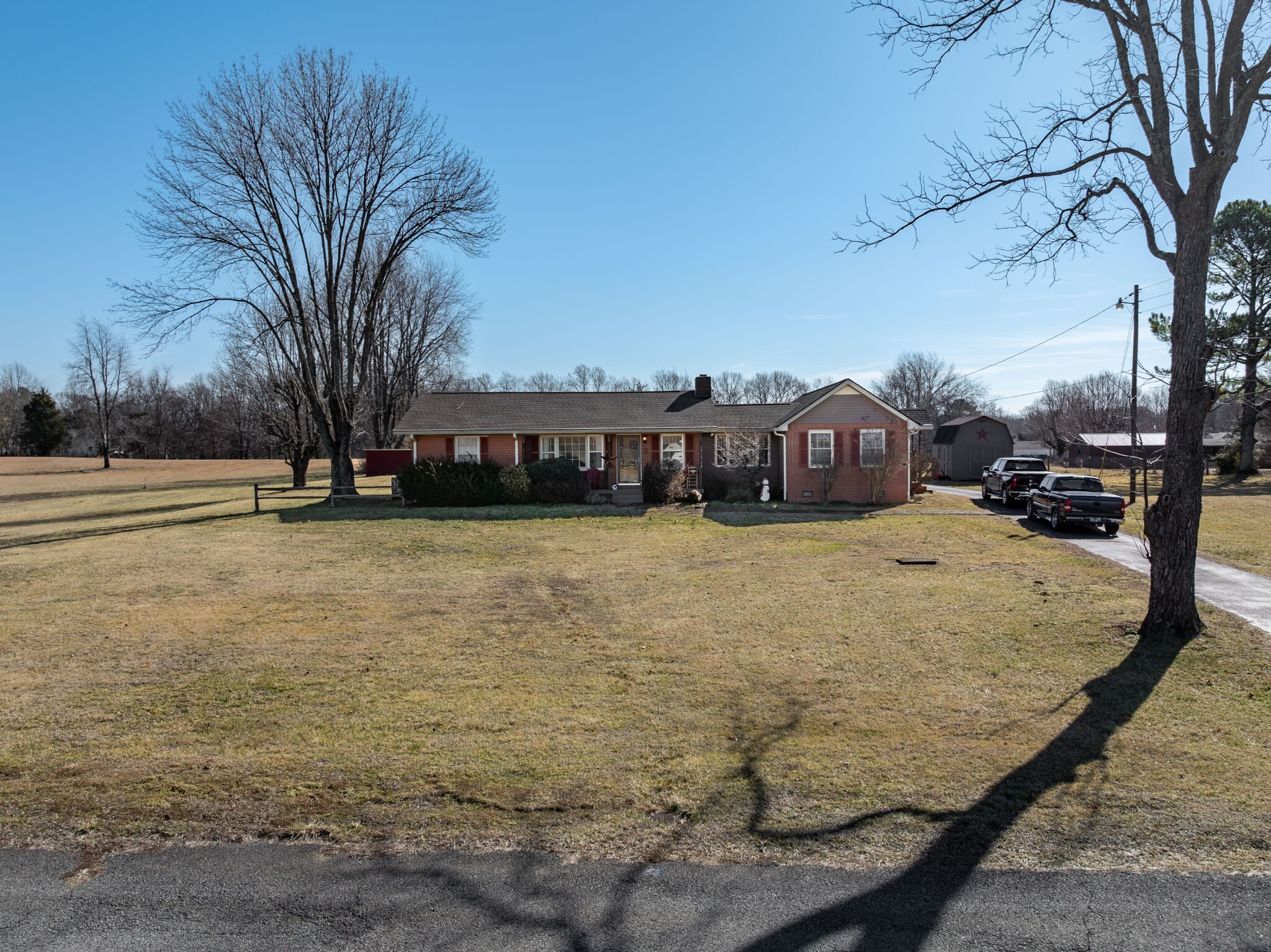 Property Photo:  4606 Highway 31 W  TN 37048 