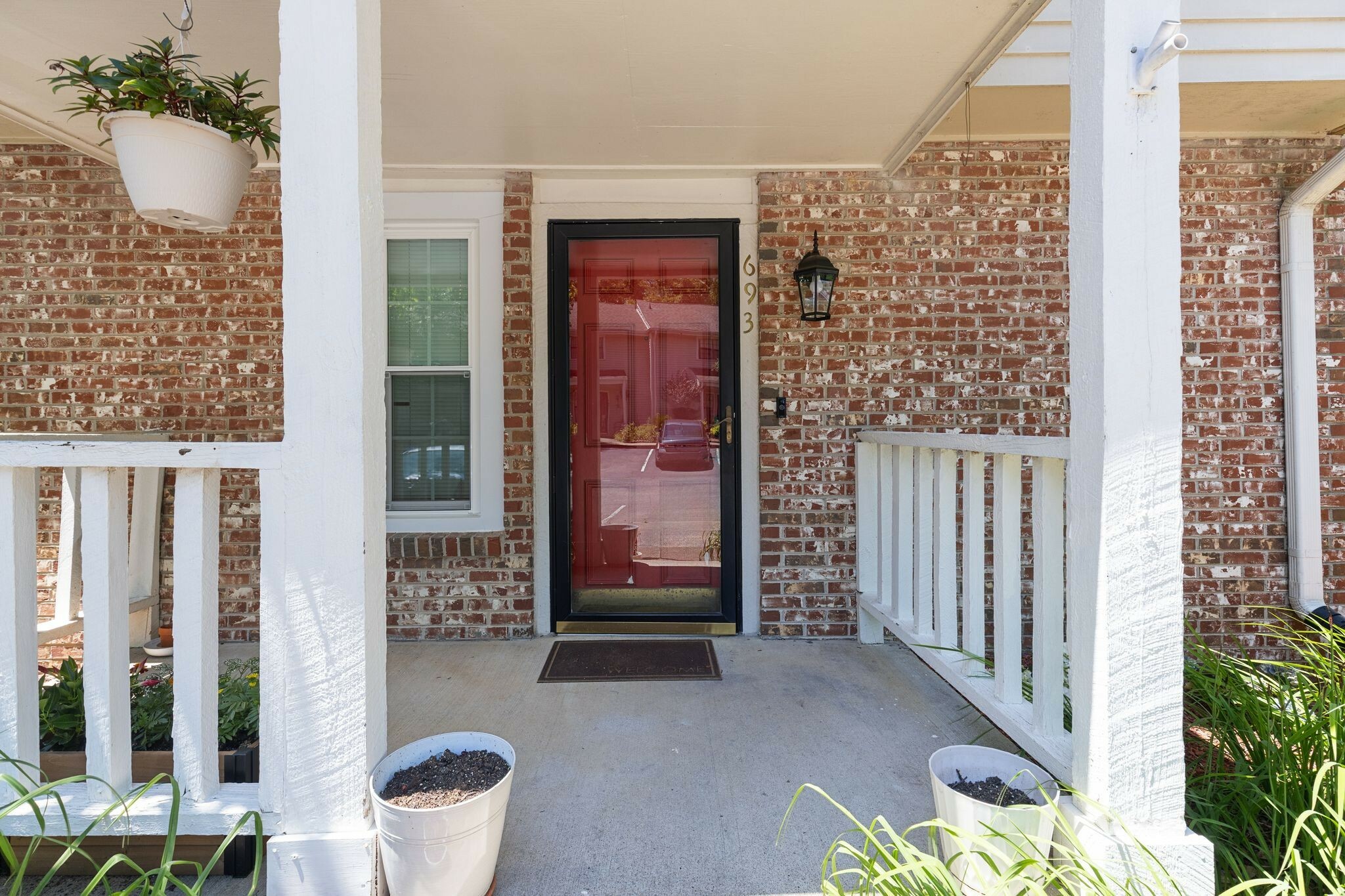 Property Photo: 693 Longhunter Ct TN 37217