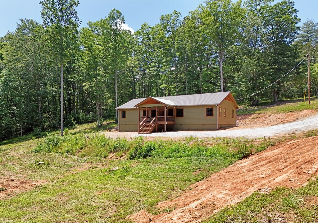 Property Photo: 3255 Lebanon Road GA 30541