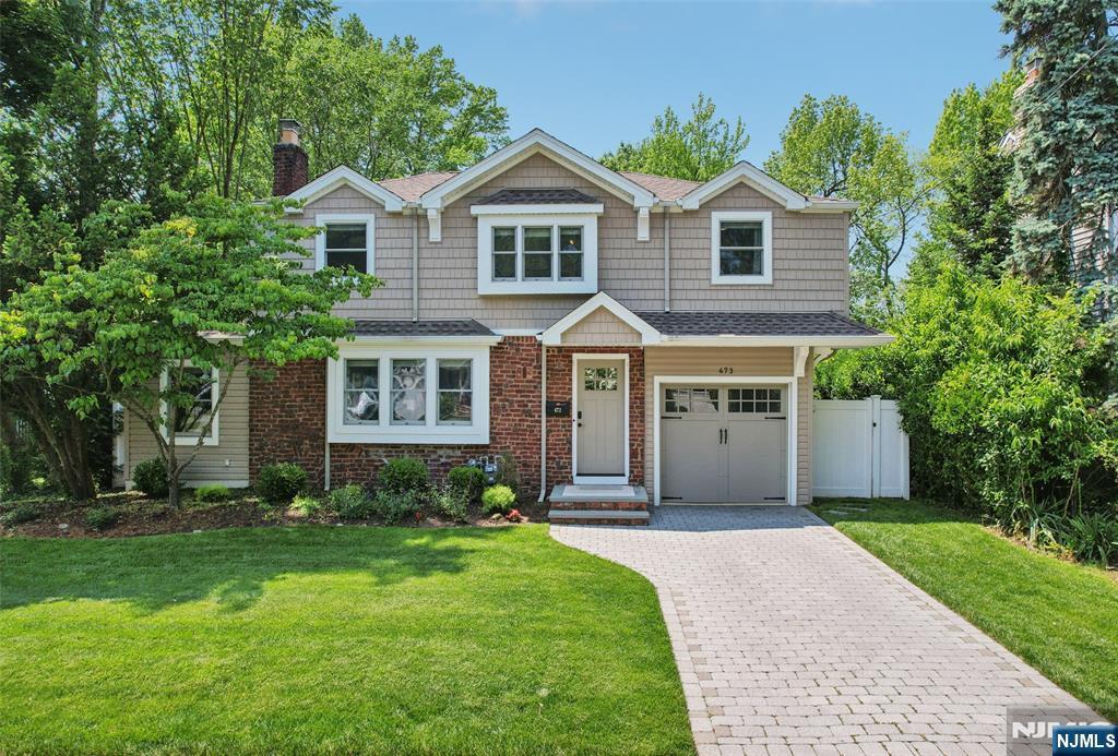 Property Photo:  473 The Fenway  NJ 07661 