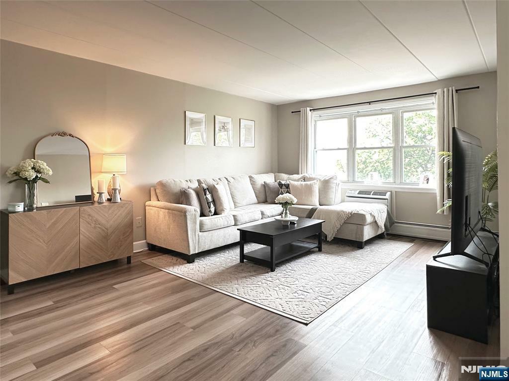 25 Jefferson Street 6E  Hackensack NJ 07601 photo