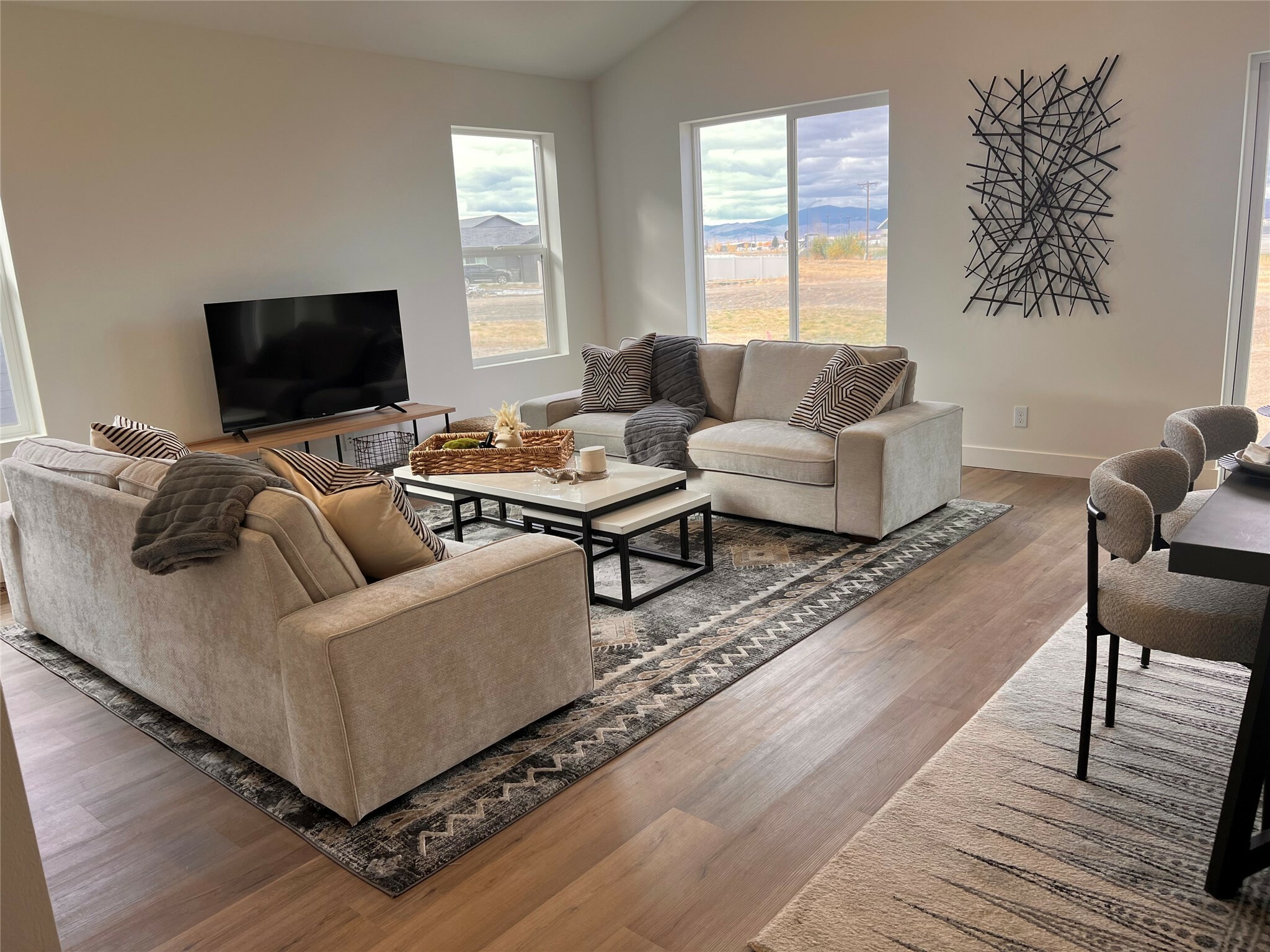 Property Photo: 306 Meadow View Loop MT 59635