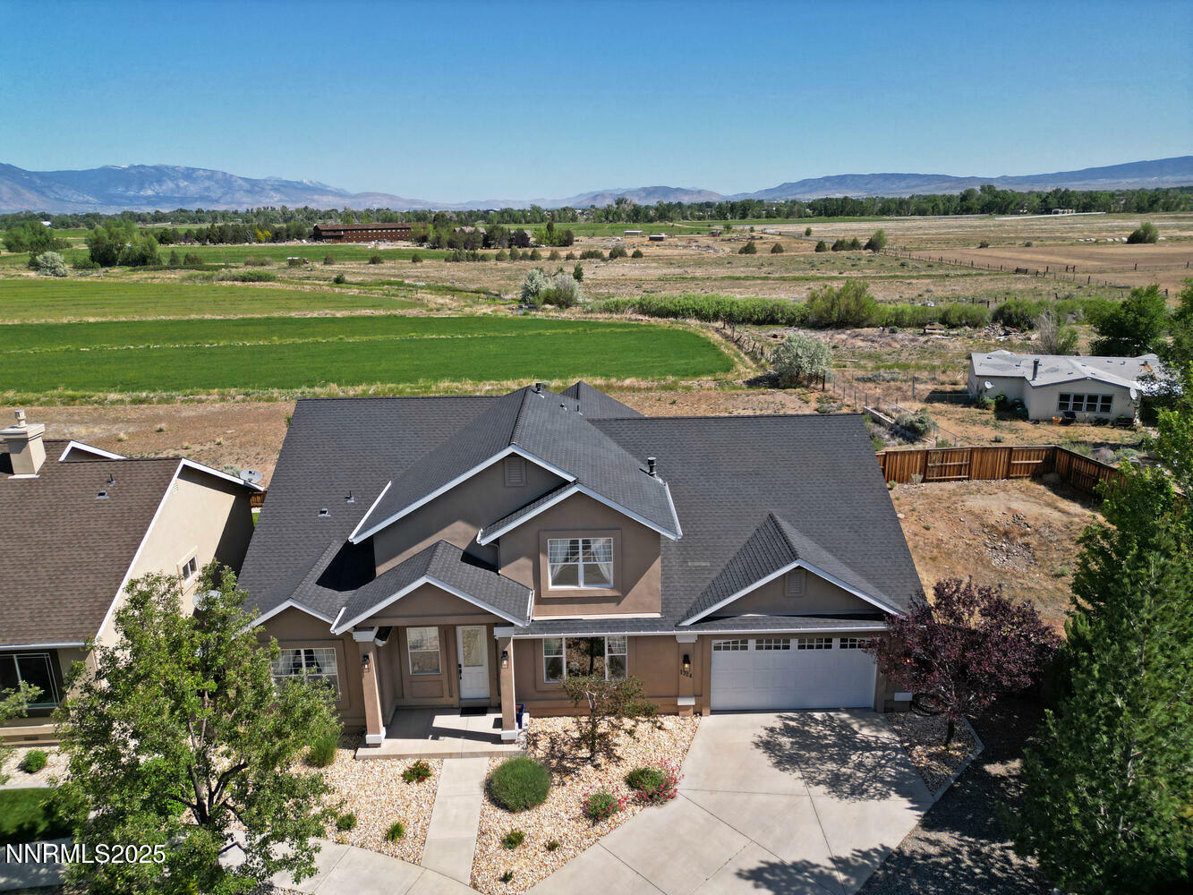 Property Photo: 1324 Cedar Creek Circle NV 89460