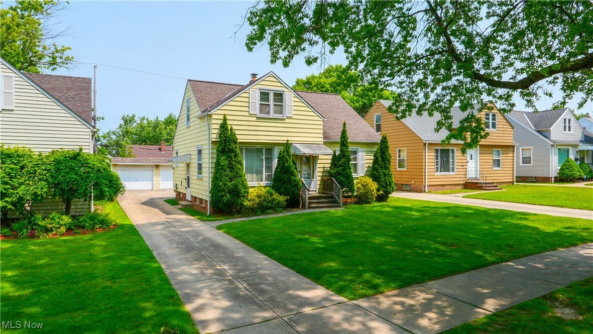 Property Photo:  13583 Shady Oak Boulevard  OH 44125 