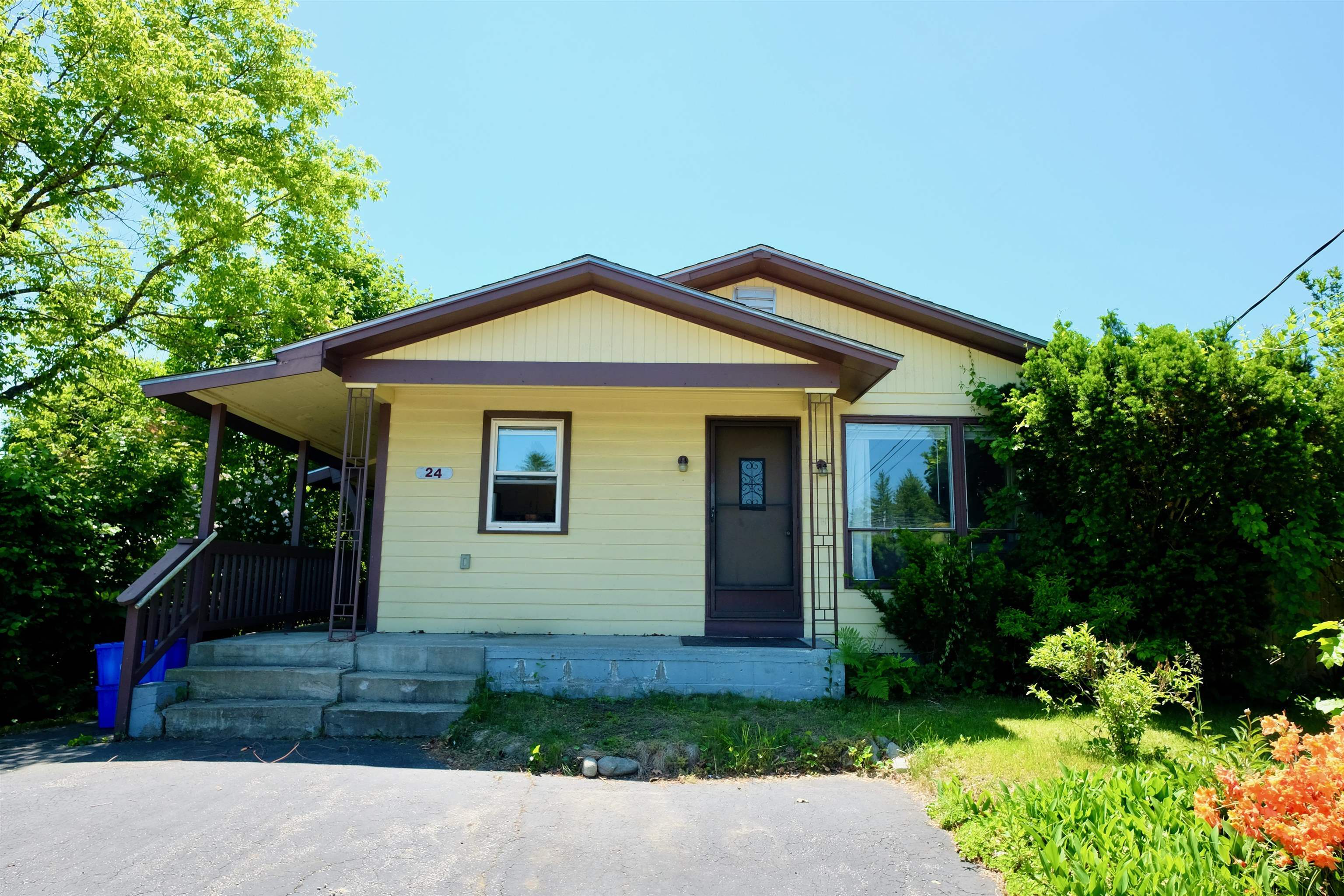 Property Photo:  24 Abbott Road  NH 03303 