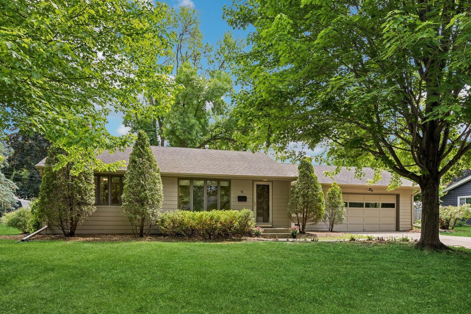 Property Photo: 12 Park Drive MN 55057