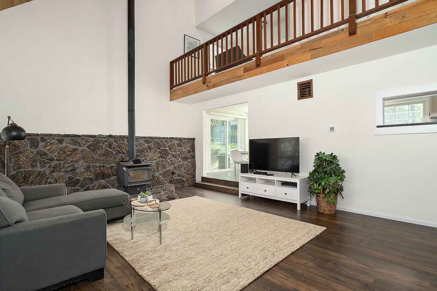 Property Photo: 160 Sterling Creek Road OR 97530