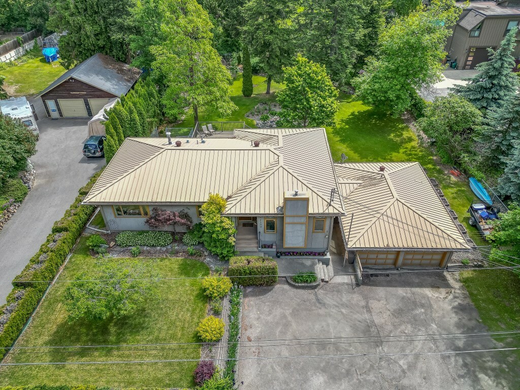 1180 18 Street NE  Salmon Arm BC V1E 2T4 photo