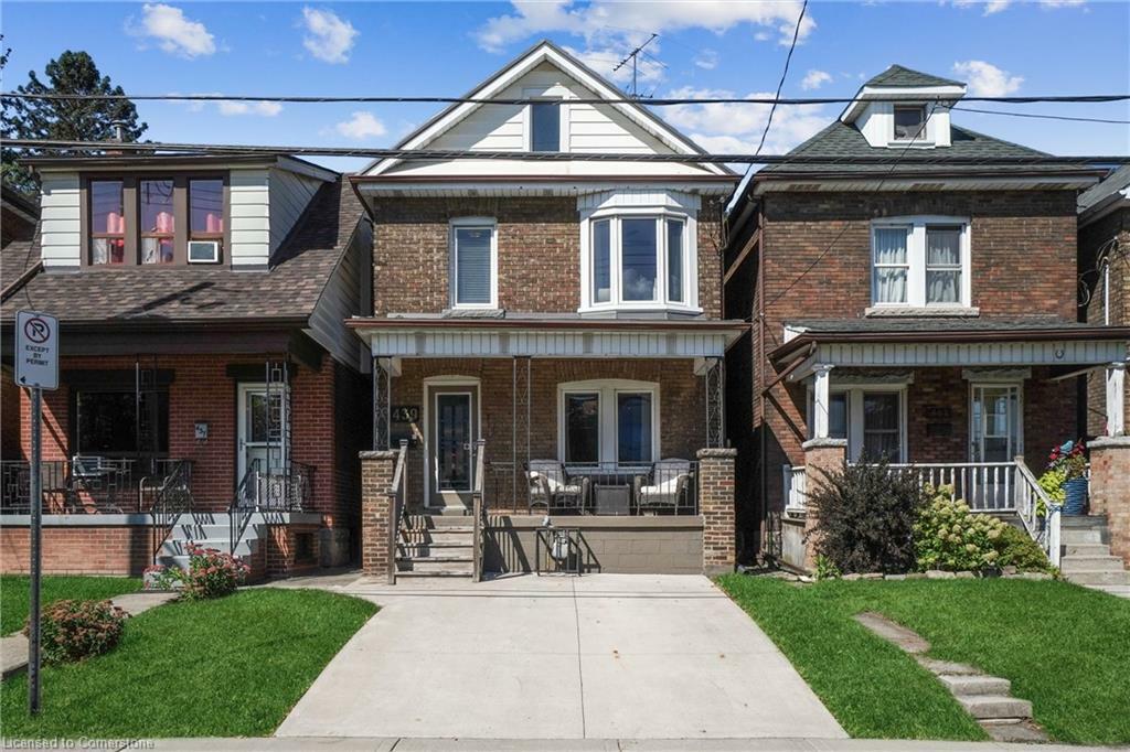 Photo de la propriété: 439 Hughson Street N ON L8L 4N4