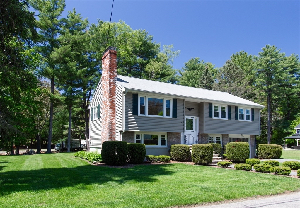 4 Morningside Drive  Beverly MA 01915 photo
