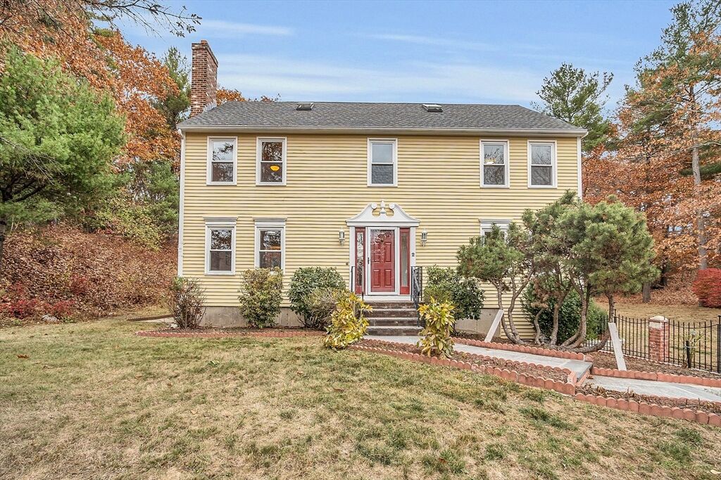 Property Photo:  2 Vera Rd  MA 01949 