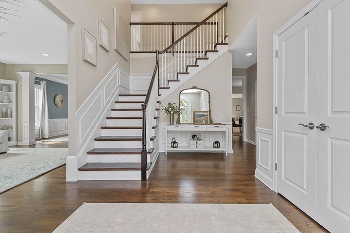 Property Photo:  132 Hemmingway Pl  MA 02093 