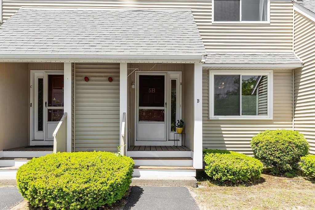Property Photo:  162 Ayer Rd B  MA 01464 