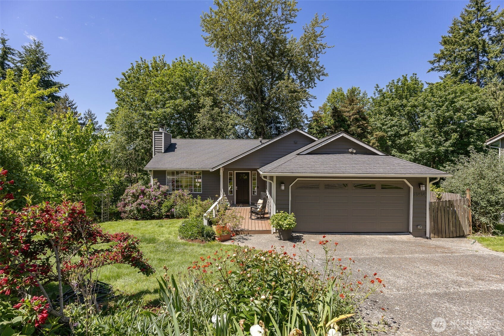 Property Photo:  23434  39th Avenue W  WA 98036 