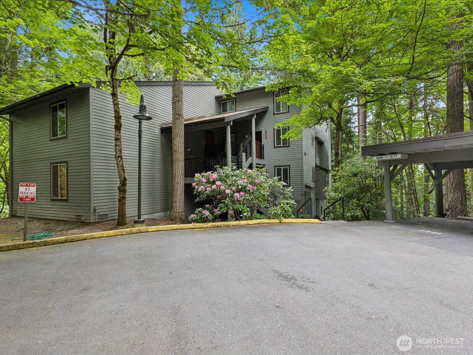 Property Photo:  8215  145th Court NE A11  WA 98052 
