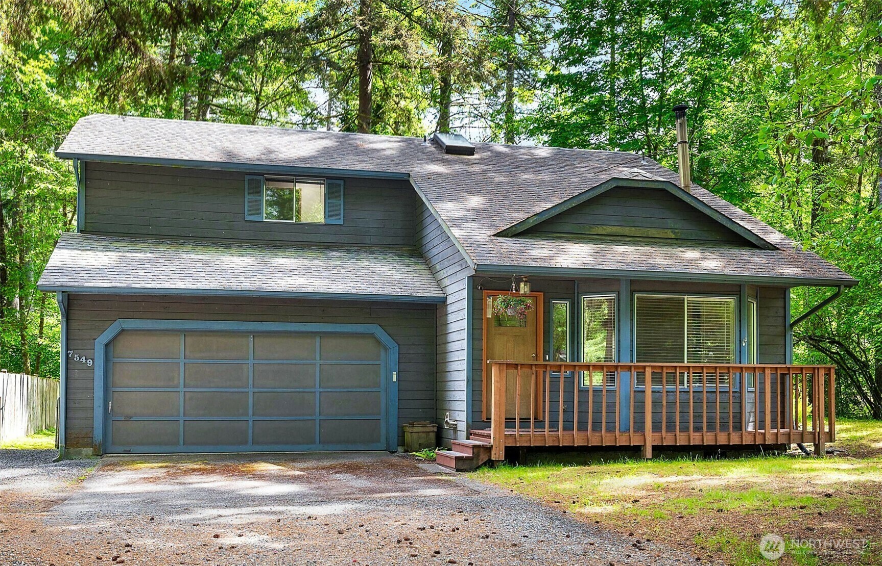 Property Photo:  7549  Siskin Drive SE  WA 98513 